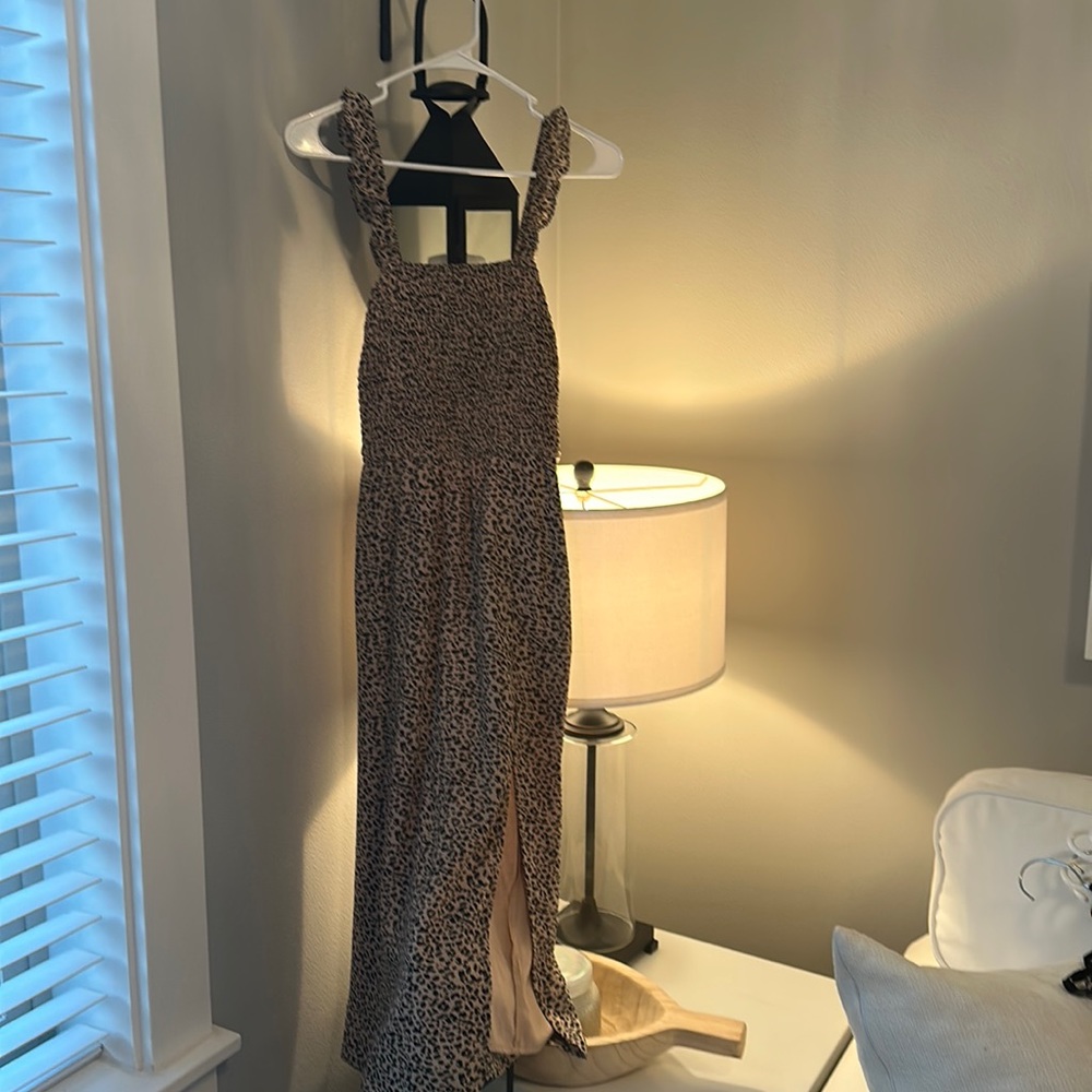 A&F midi size Xs